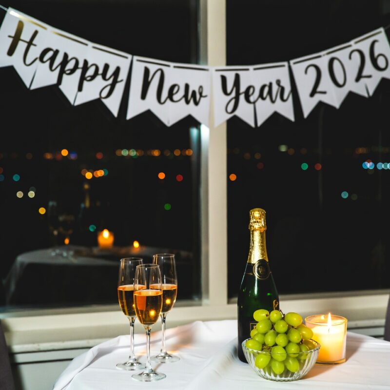 100+ Best Happy New Year Greetings 2026 – Wishes, Quotes, Images & Messages to Start the Year Right 16 Happy New Year Greetings 2026 Image
